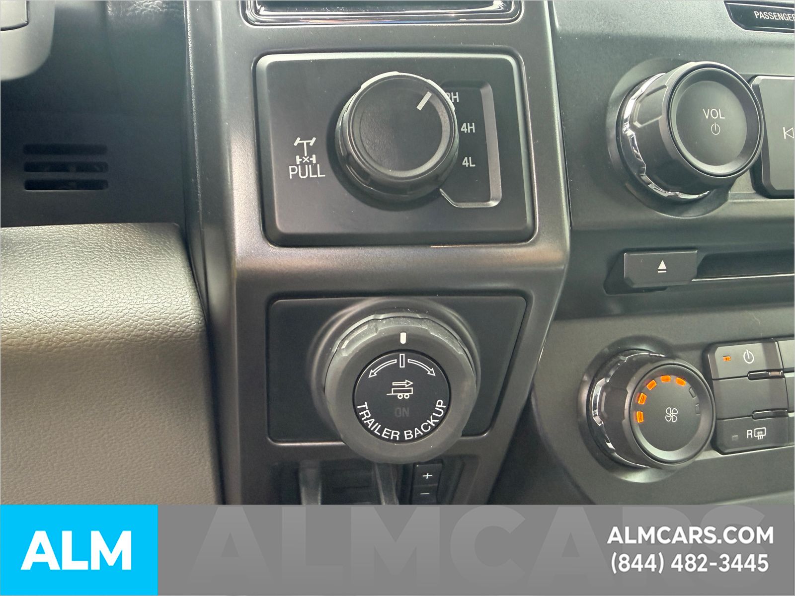 Used 2018 Oxford White Ford XLT image 23