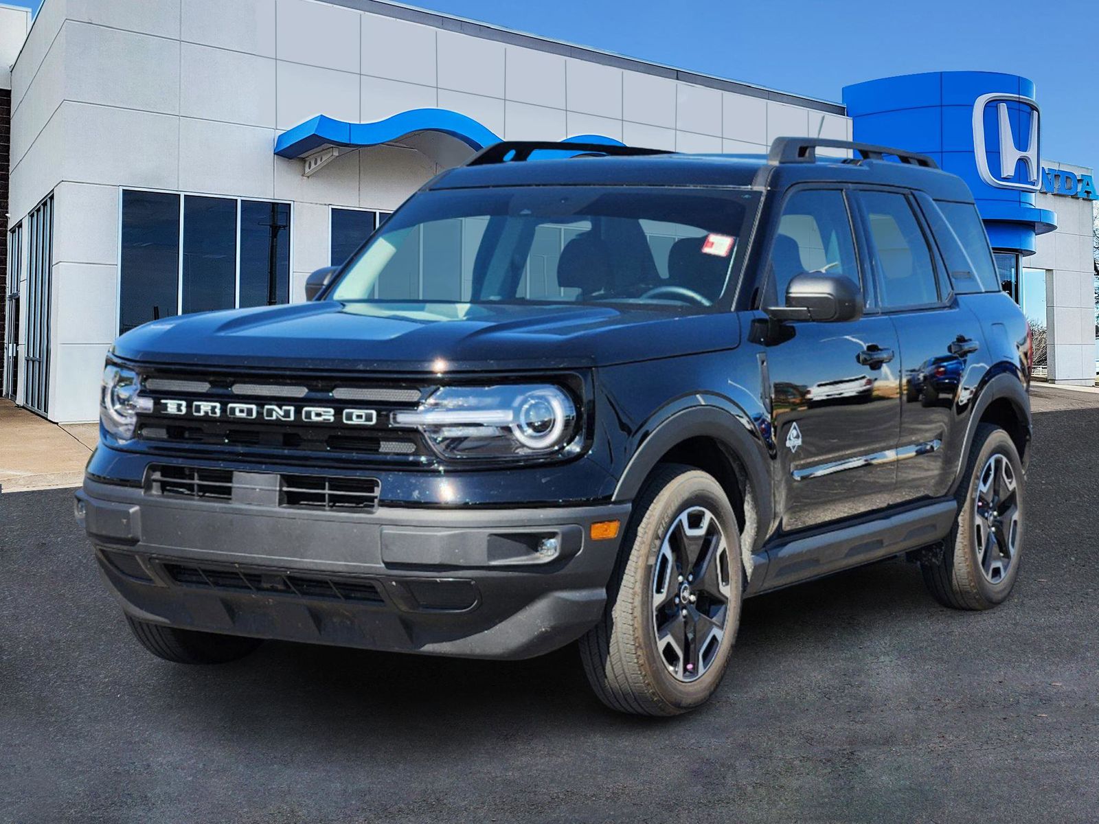 2022 Ford Bronco Sport Outer Banks 3