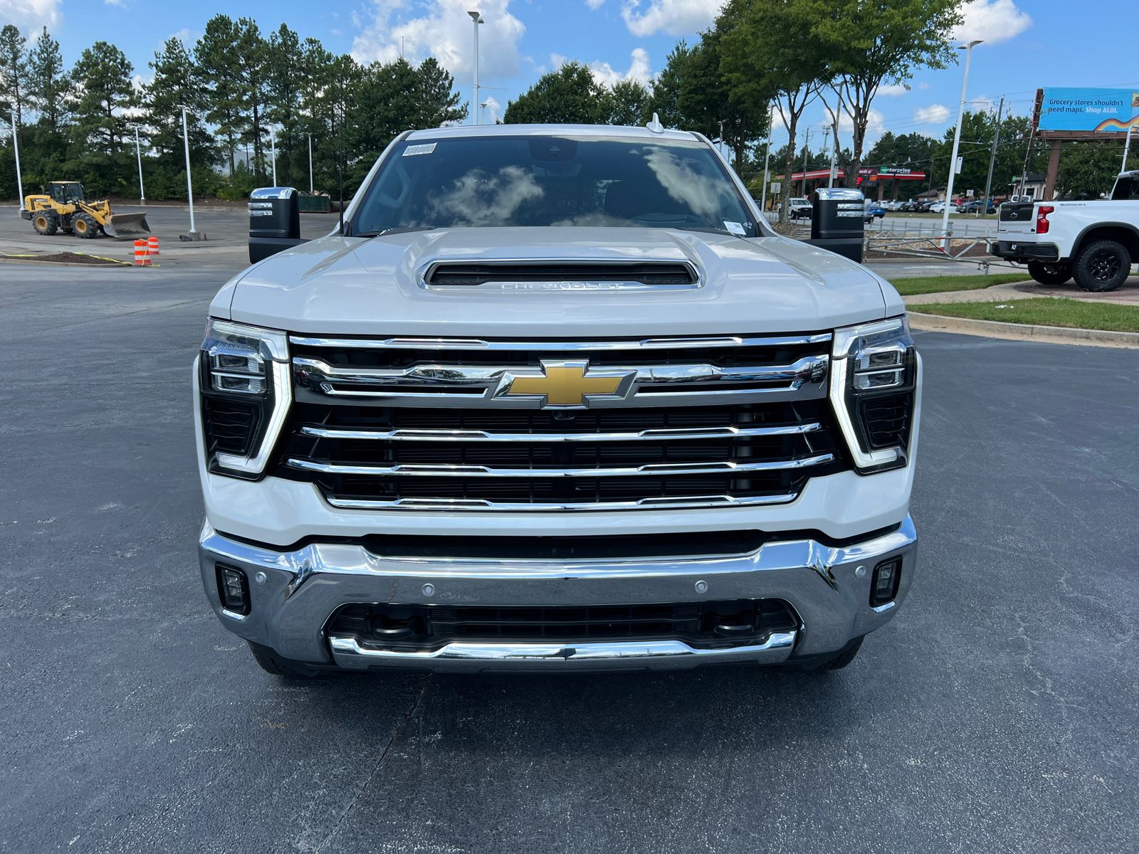 2024 Chevrolet Silverado 2500HD LTZ 2