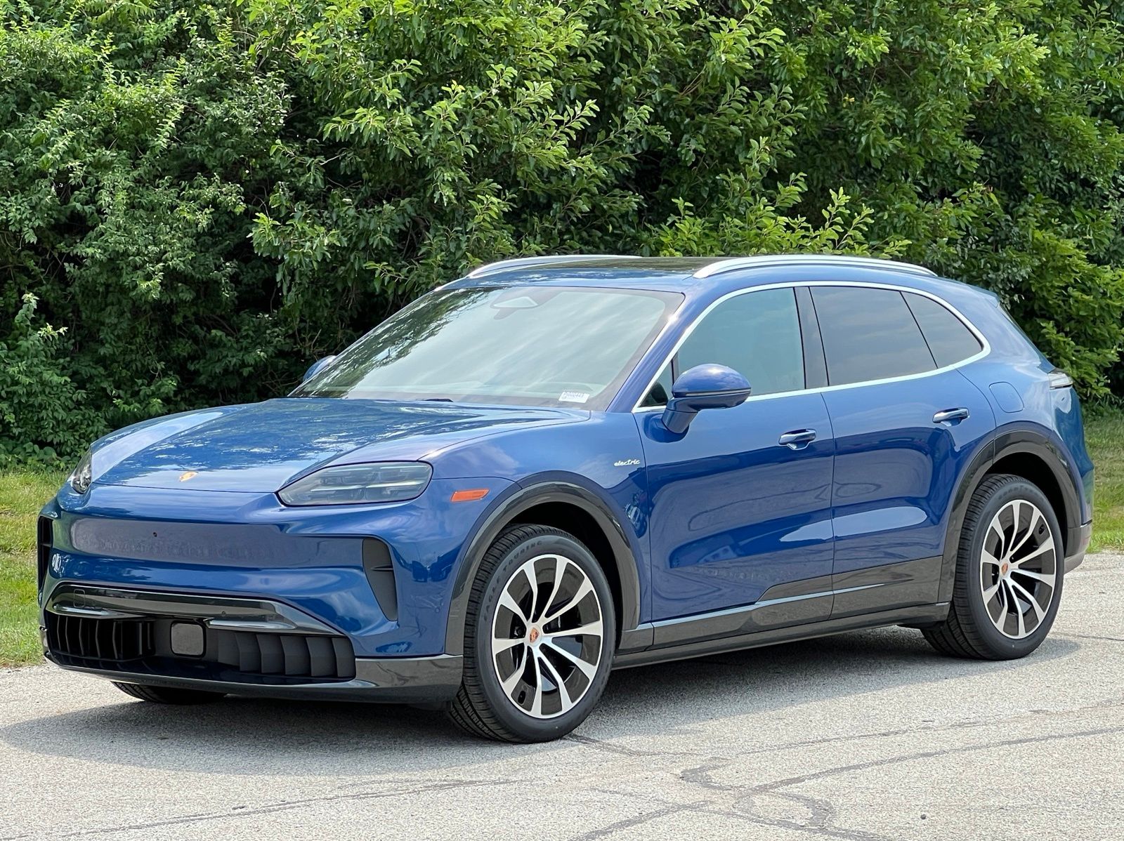 Napali Blue Metallic 2026 Porsche Cayenne SUV / Crossover Automatic