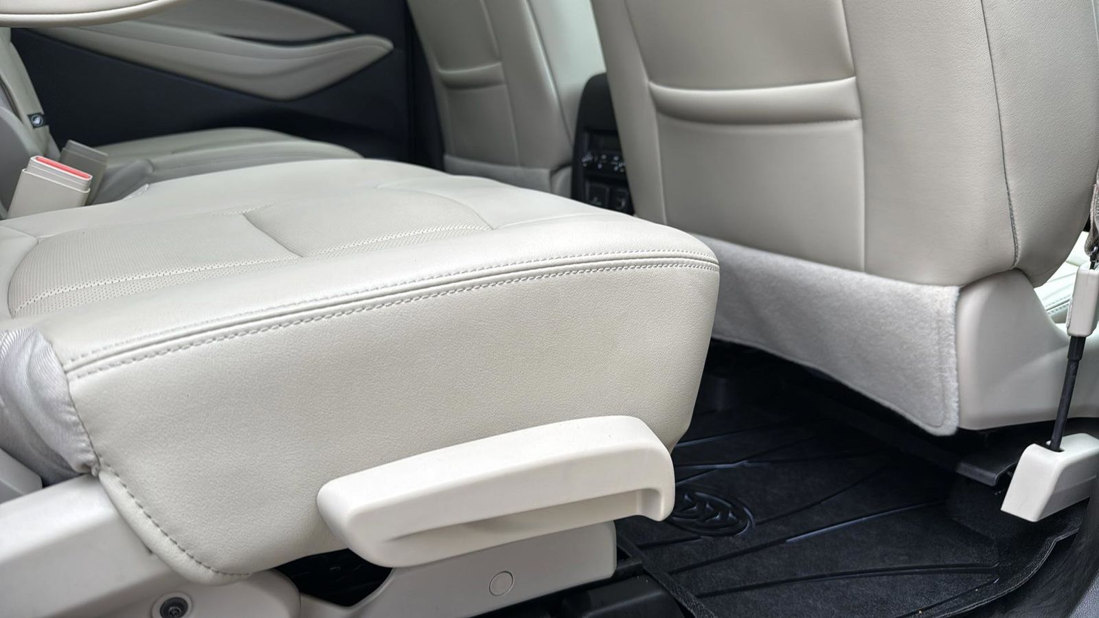 Used Car 2021 Buick Enclave  Premium Group For Sale Under $25,000 In Austin, Texas