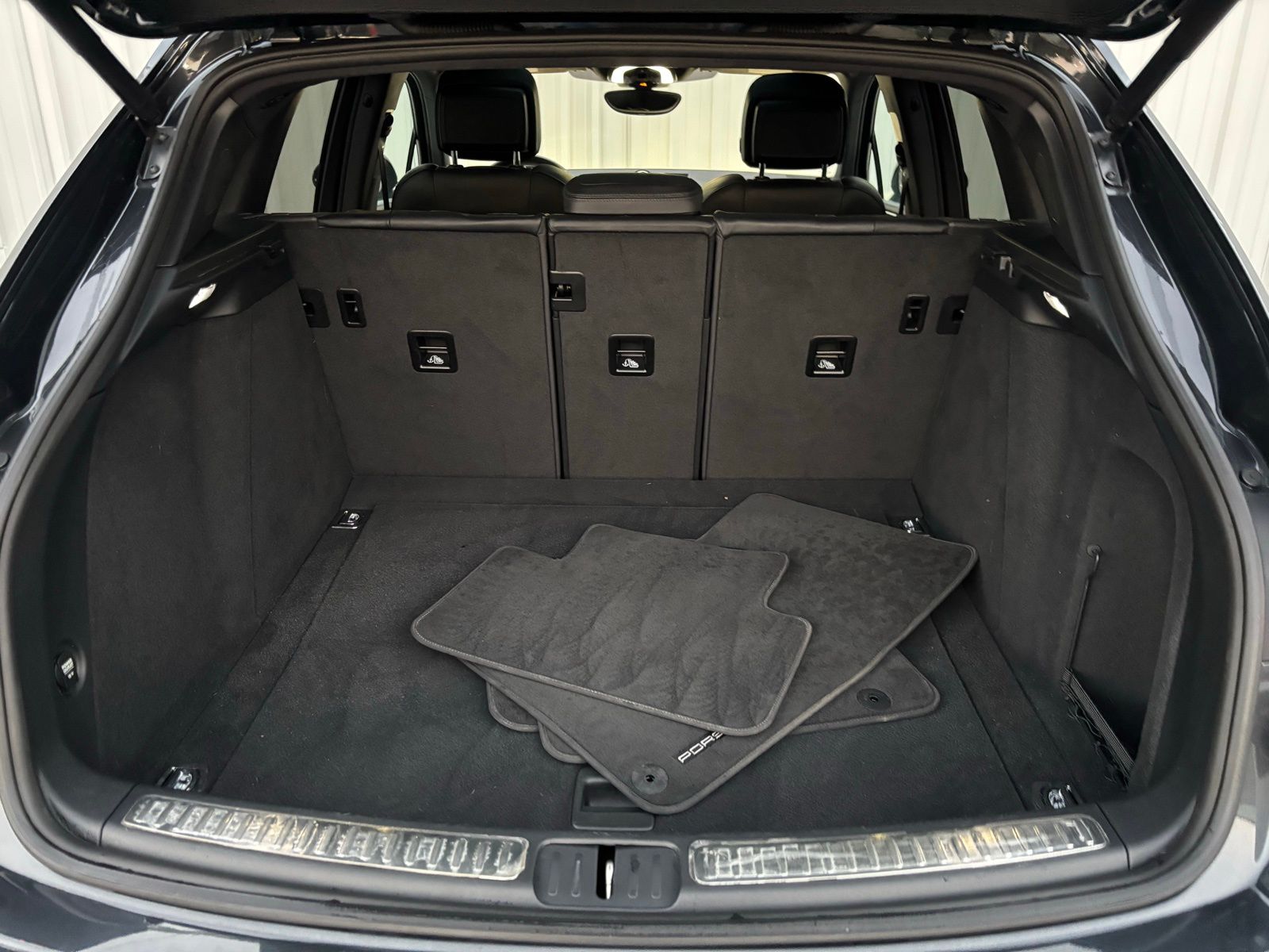 Used Car 2017 Porsche Macan  Base For Sale Under $25,000 In Austin, Texas