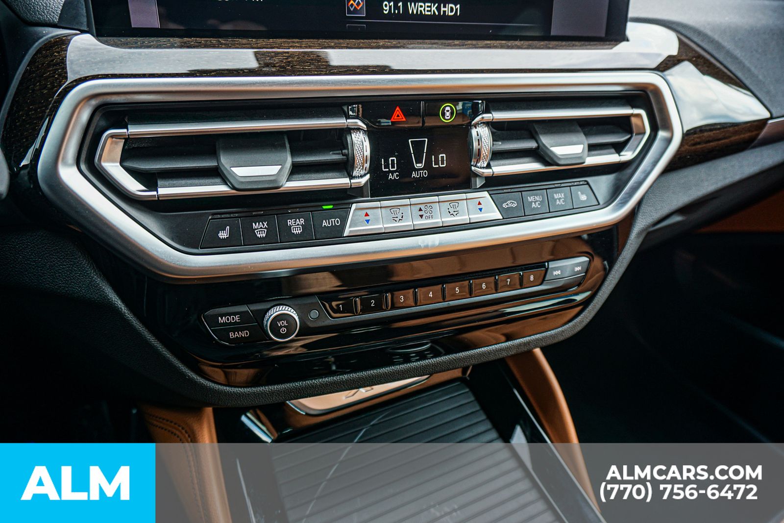 Used 2025 Black BMW xDrive30i image 45