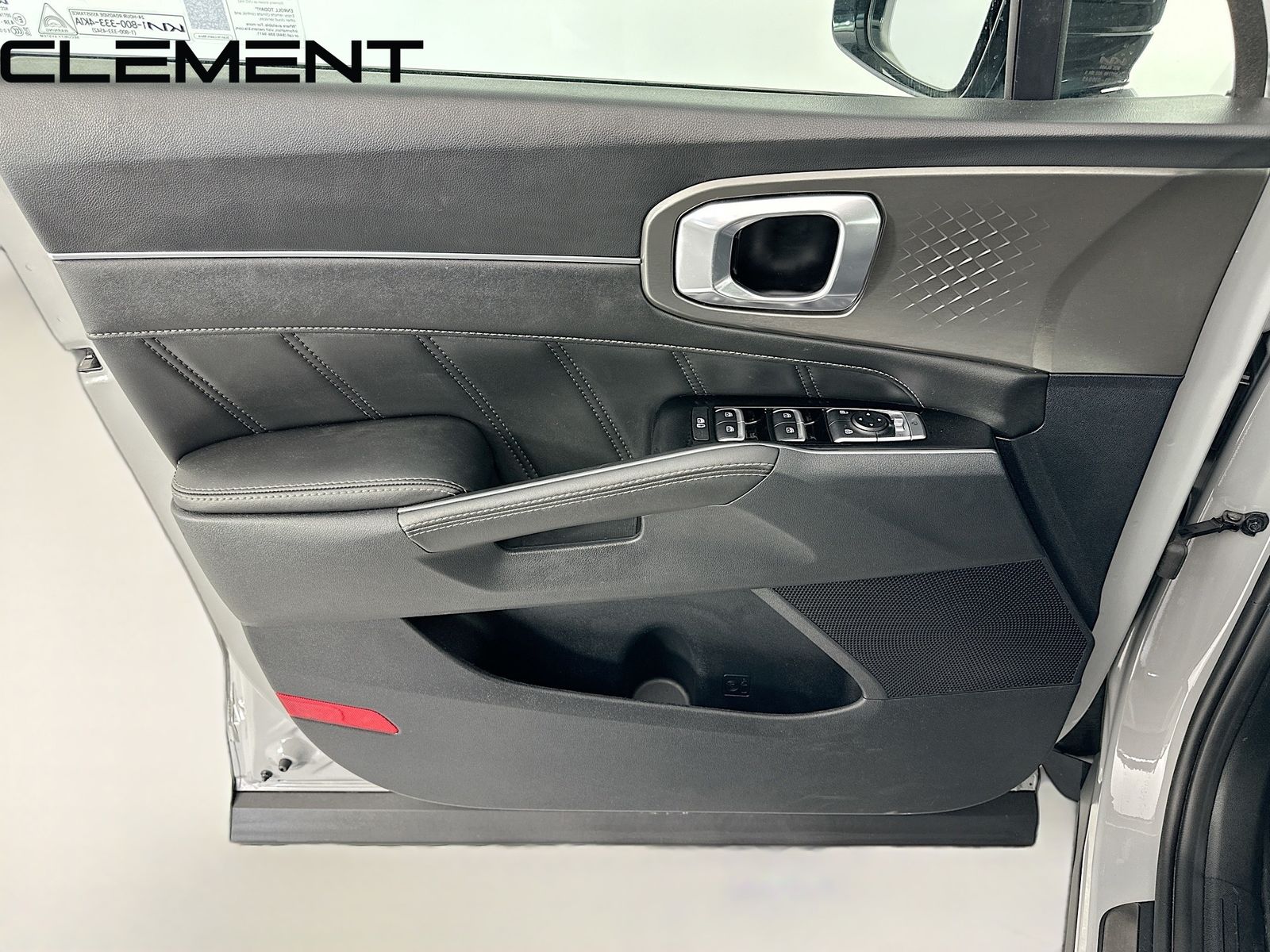 used 2023 Kia Sorento car, priced at $30,712