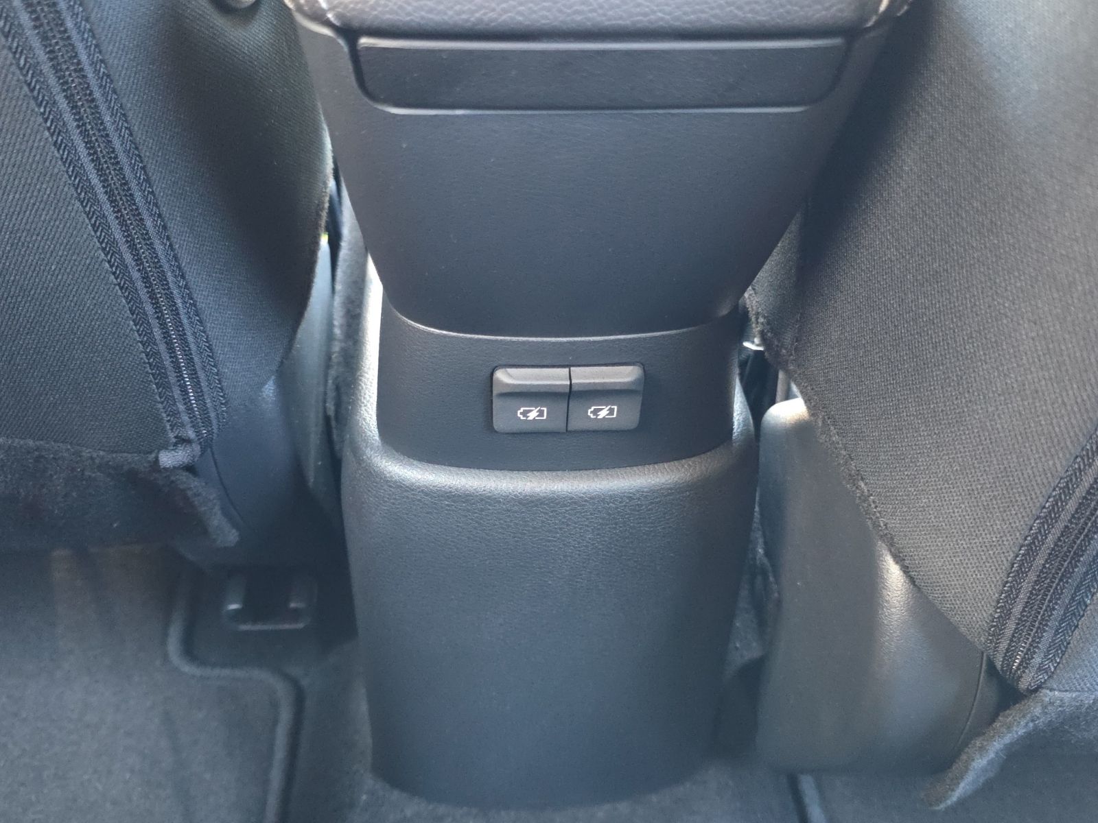 Used 2024 Gray Nissan S image 23