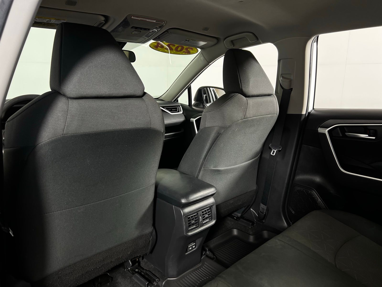 Thumbnail: 2024 Toyota RAV4 - 21