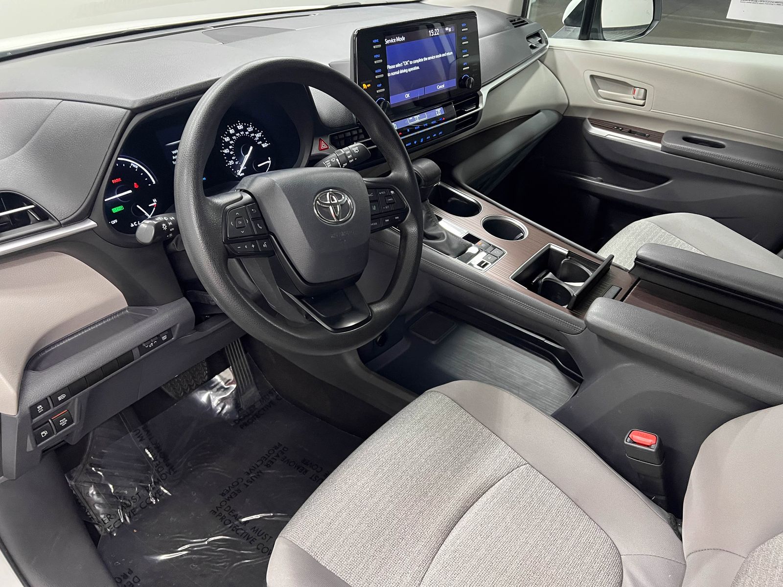 used 2023 Toyota Sienna car, priced at $33,788