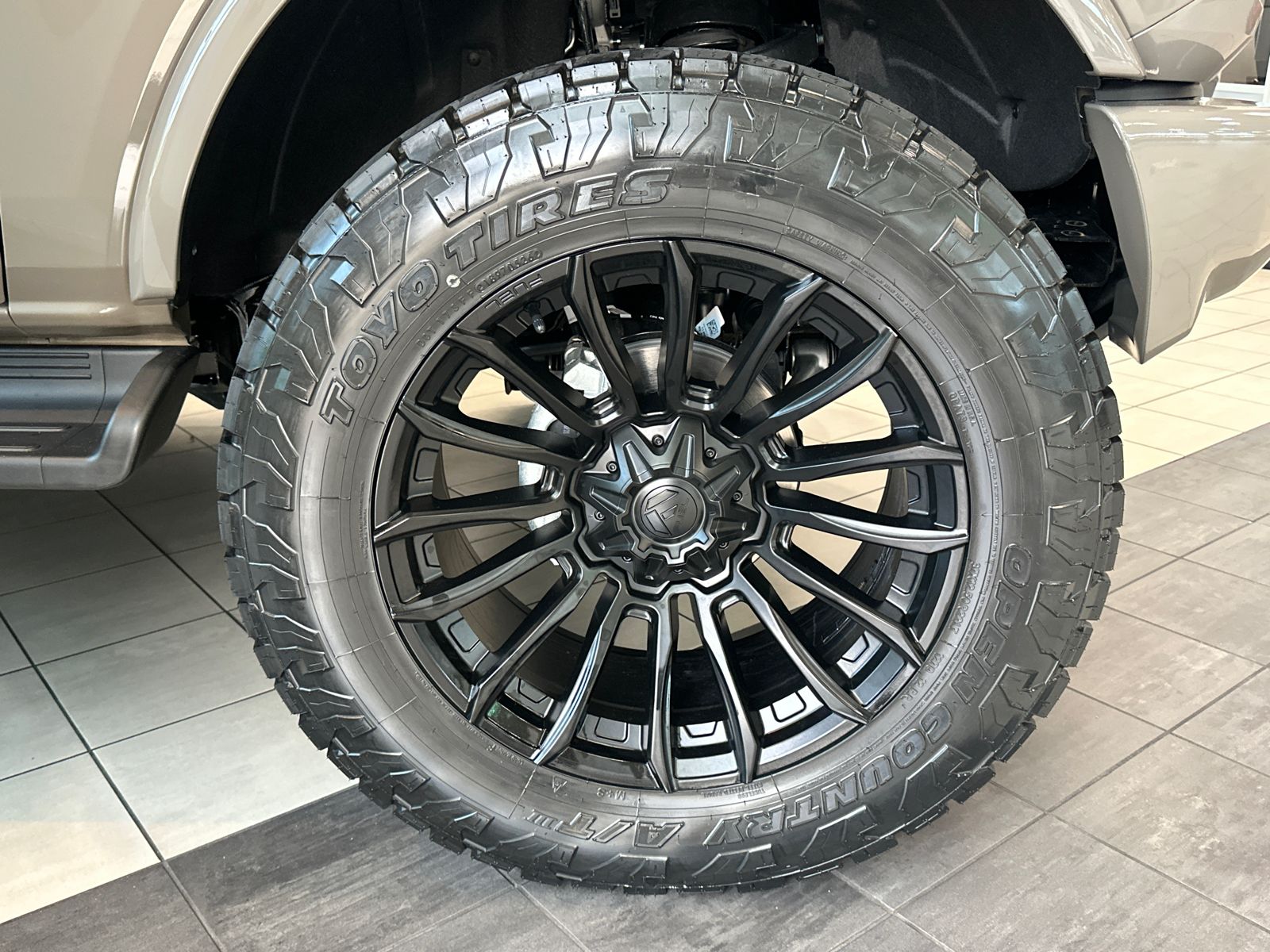 New 2026 Marsh Gray Ford Outer Banks® image 10