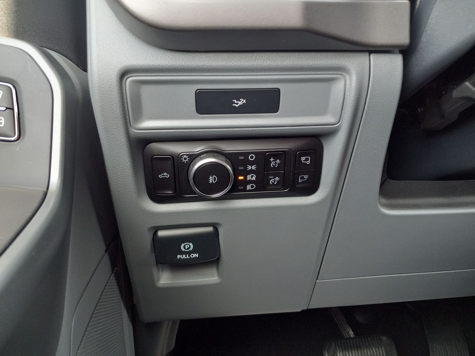 2026 Ford F-150 image 32
