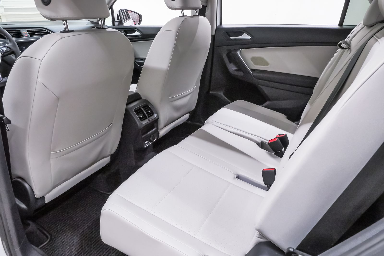 2021 Volkswagen Tiguan 2.0T SE White at Big Star Buick GMC