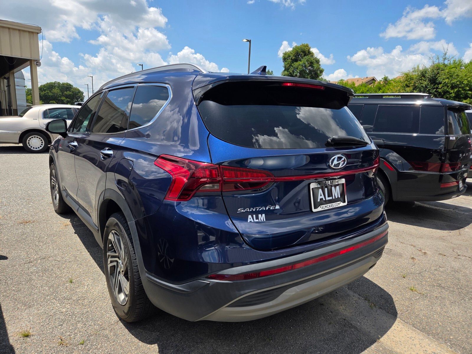 Used 2023 Blue Hyundai SEL image 7