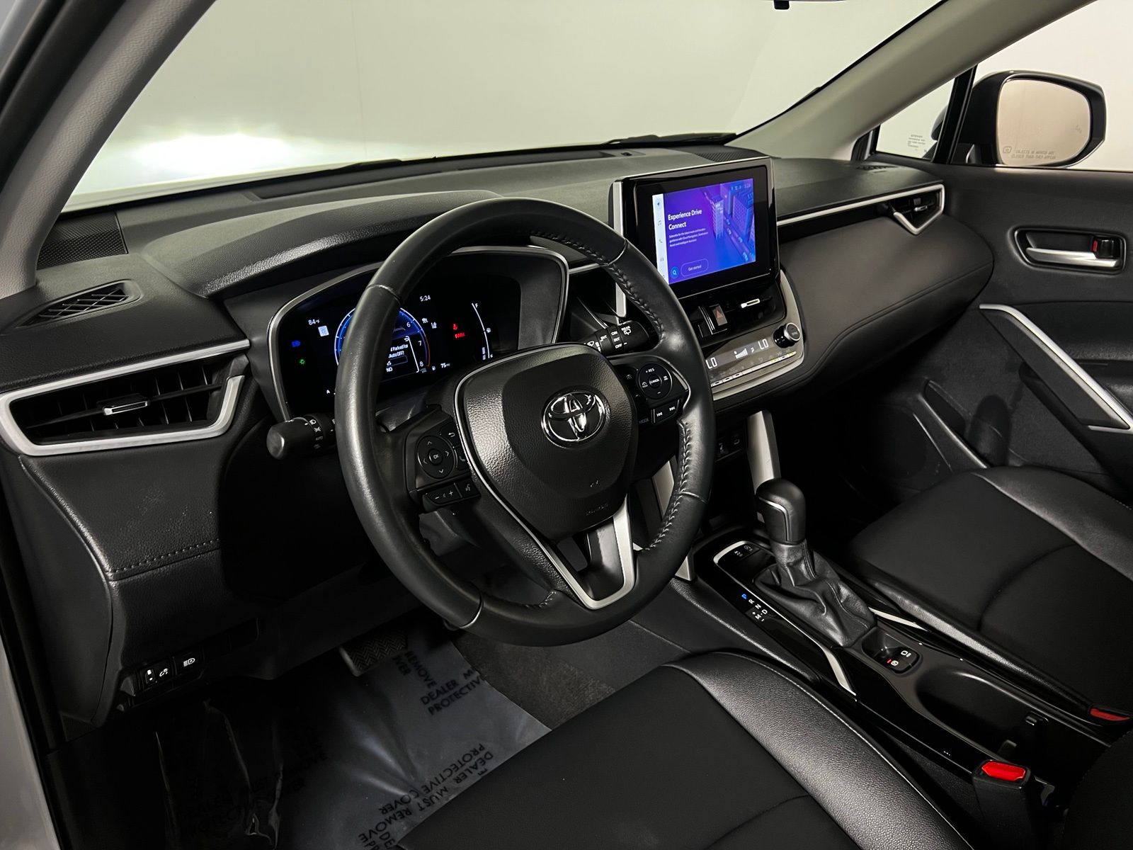 Thumbnail: 2025 Toyota Corolla Cross - 12