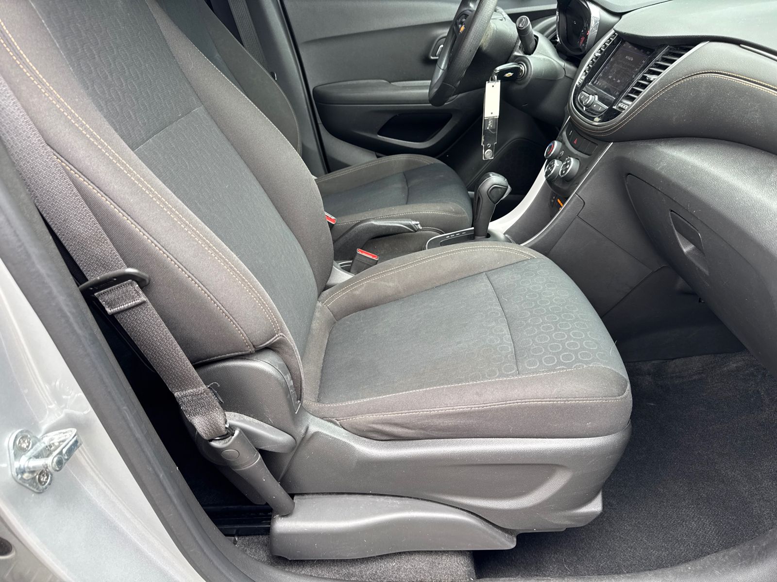 Used 2020 Silver Chevrolet LS image 13