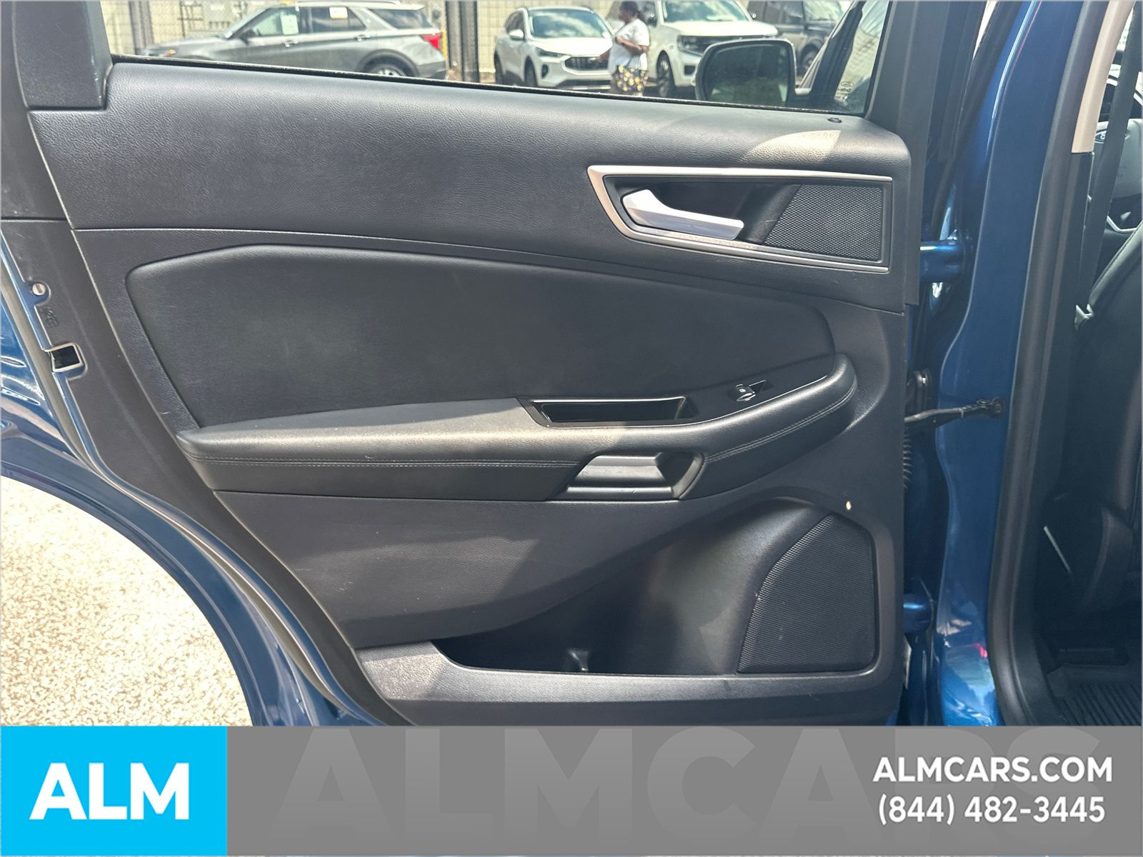Used 2020 Blue Ford SEL image 24