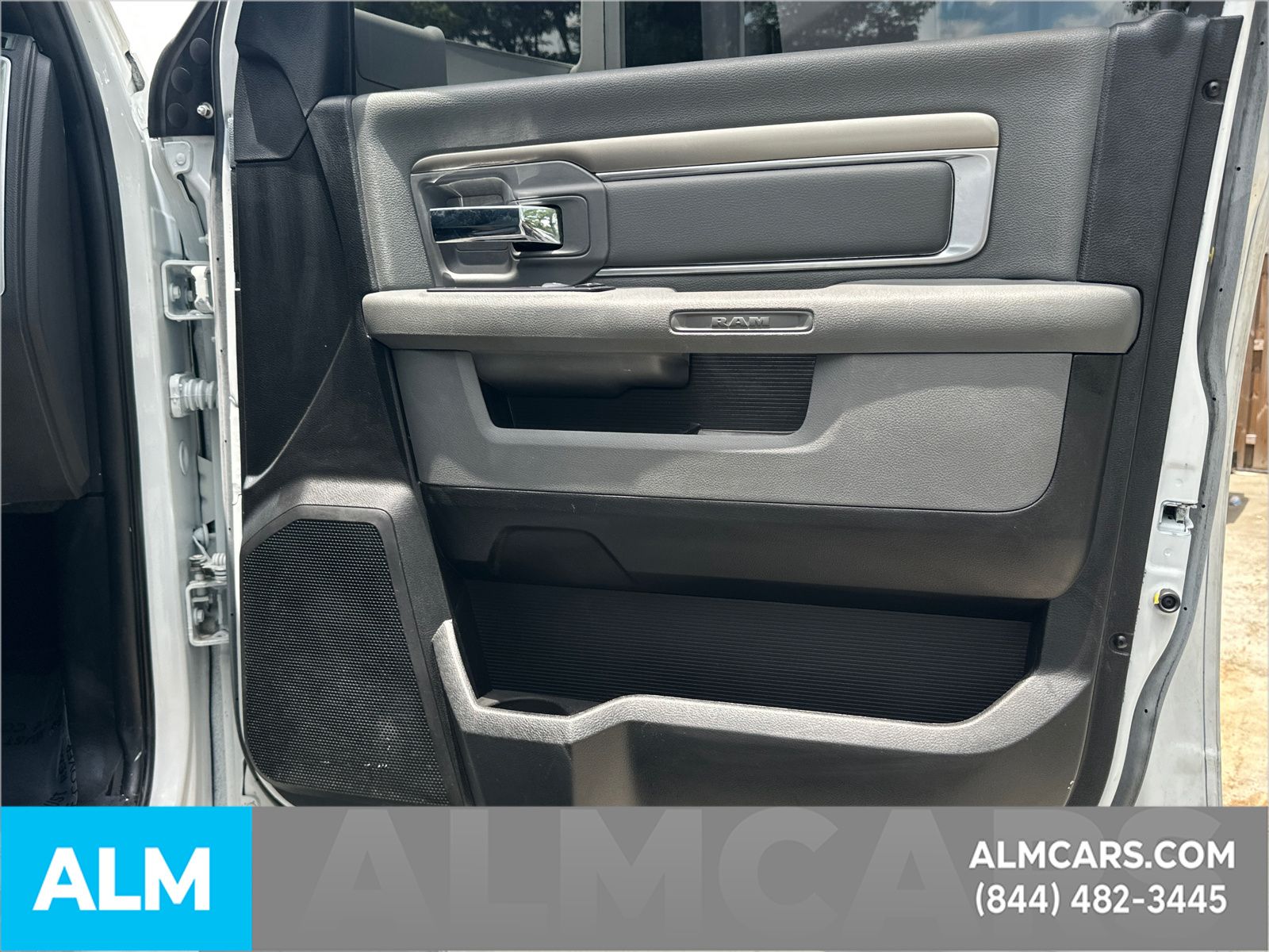 Used 2017 Blue Ram SLT image 26
