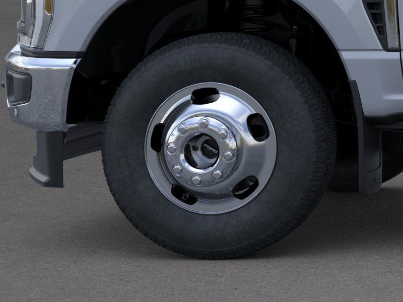 New 2026 Gray Ford King Ranch image 19