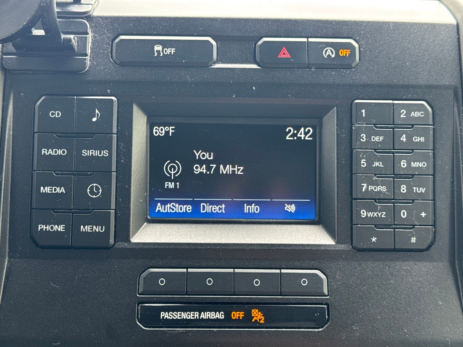 Used 2017 White Ford XLT image 22