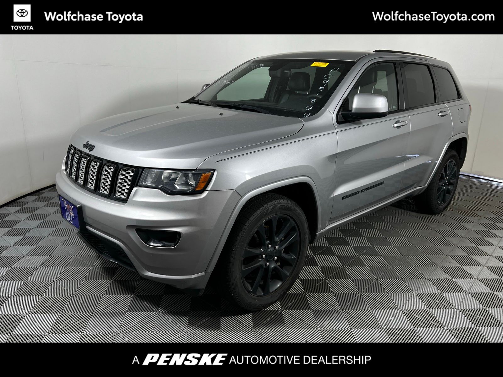 2017 Jeep Grand Cherokee Altitude -
                Cordova, TN