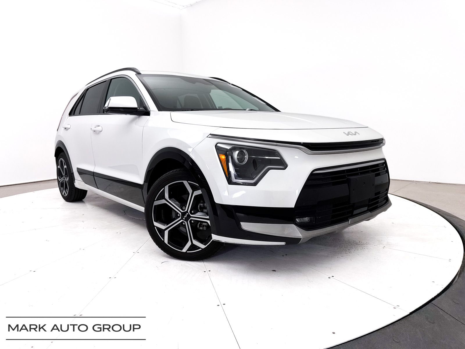 2023 Kia Niro EX Touring