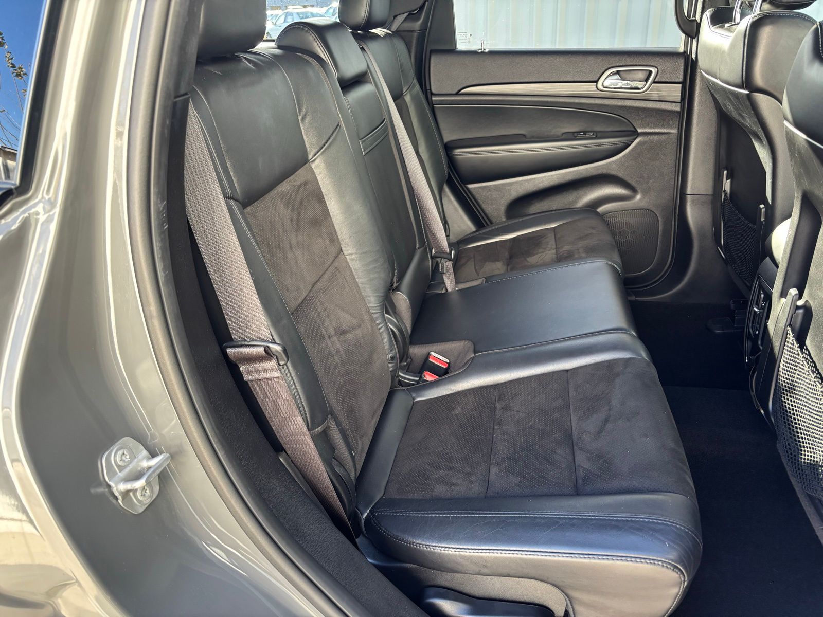 Used Car 2019 Jeep Grand Cherokee  Altitude For Sale Under $20,000 In Austin, Texas