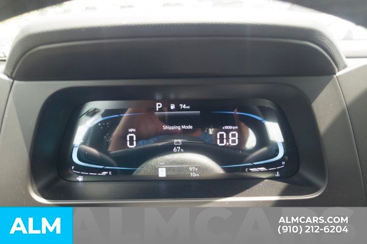 Used 2025 White Hyundai SEL Sport image 27
