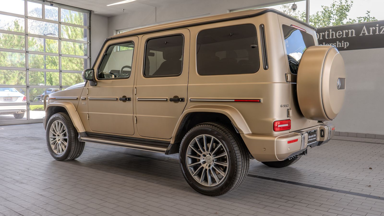 2023 Mercedes-Benz G-Class G 550 — full photo 13 of 33