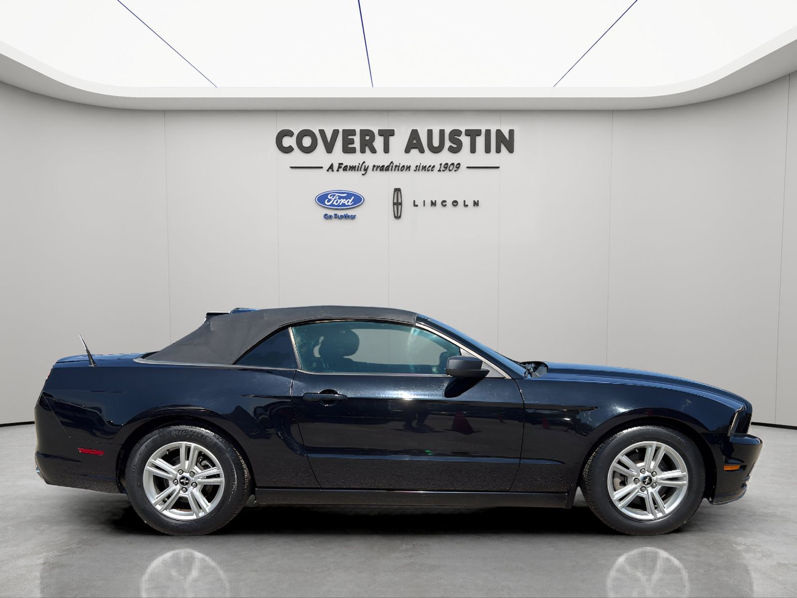 Used Car 2014 Ford Mustang  V6 For Sale Under $20,000 In Austin, Texas