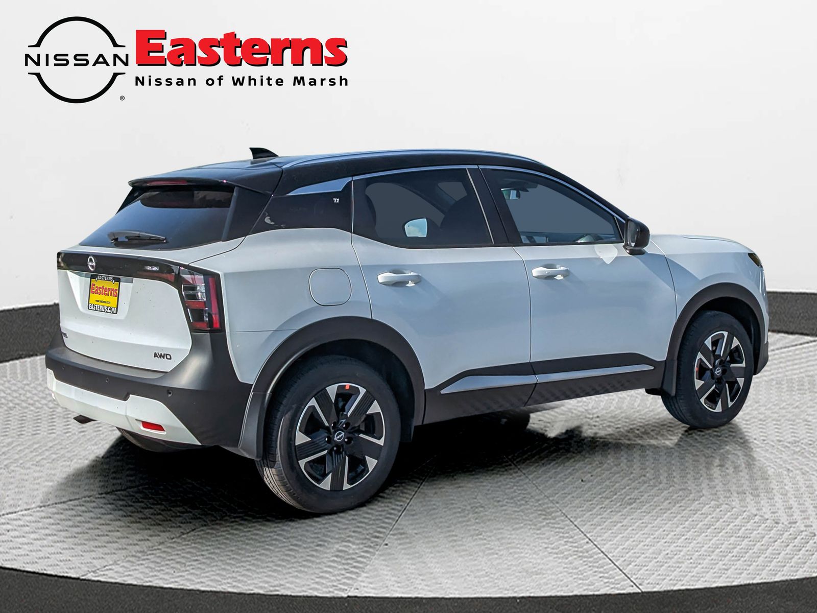 2025 Nissan Kicks SV photo 5