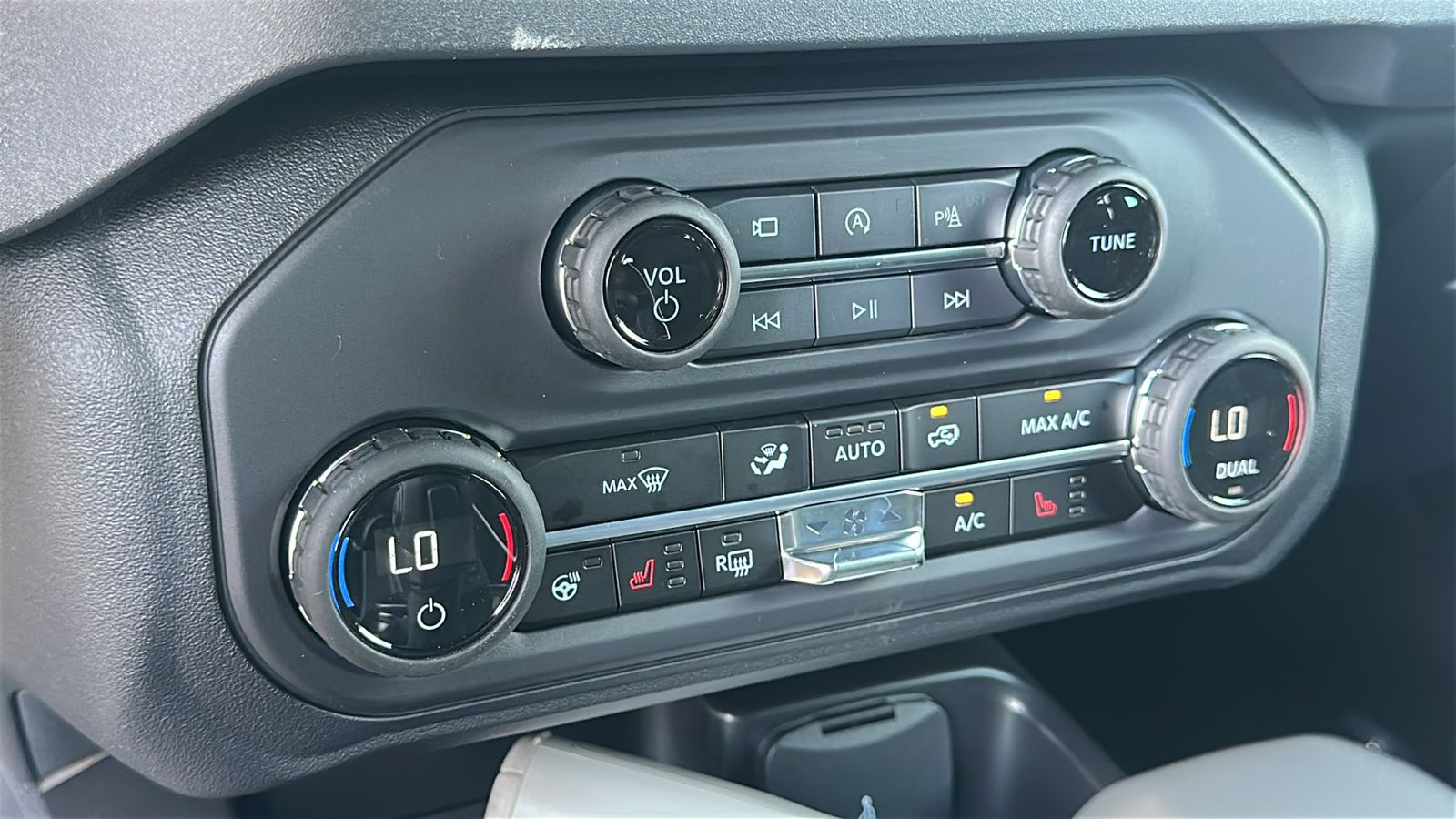 New 2026 Marsh Gray Ford Outer Banks® image 31