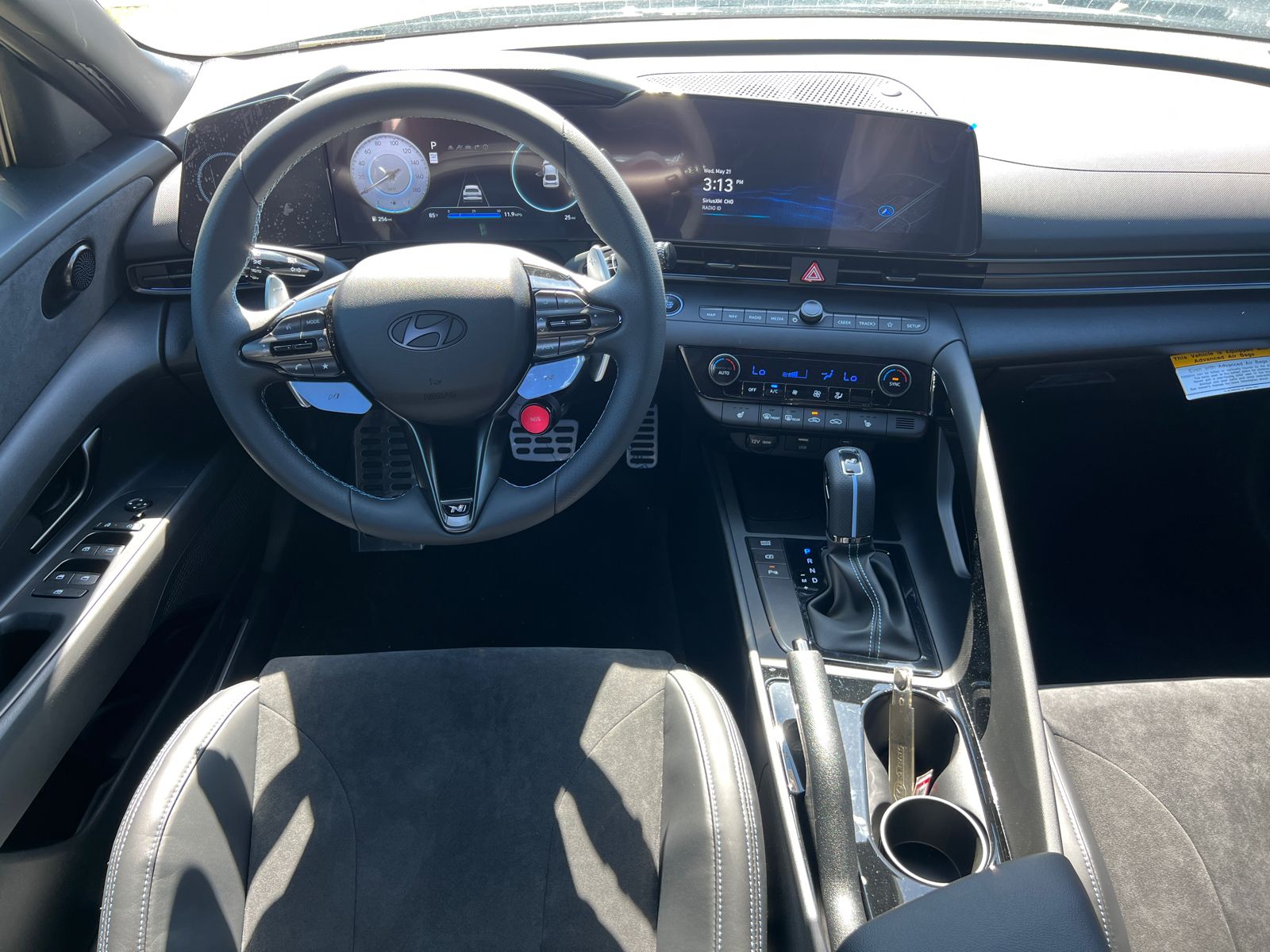 2025 Hyundai Elantra N Base photo 15