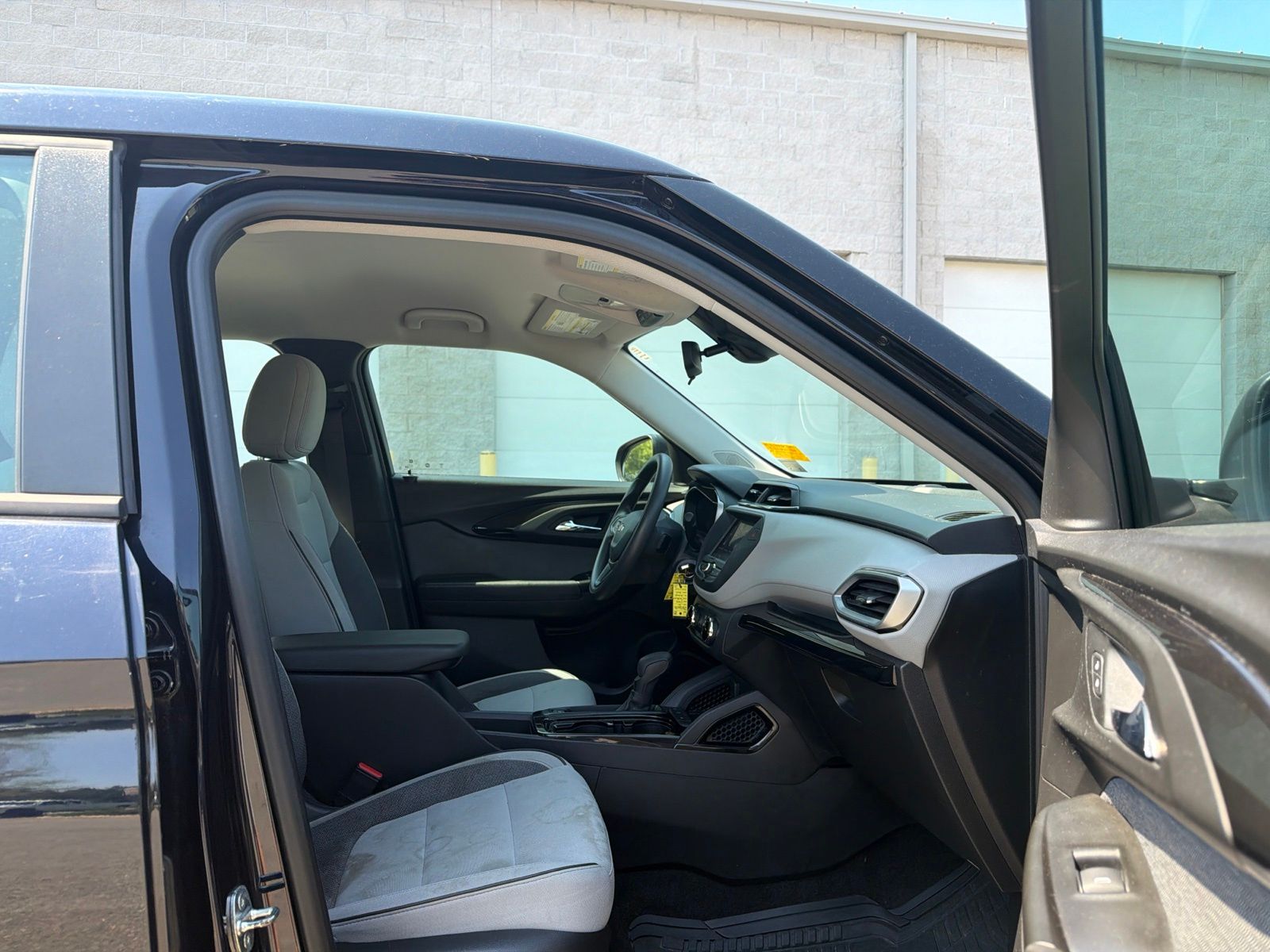 Used 2021 Blue Chevrolet LS image 21