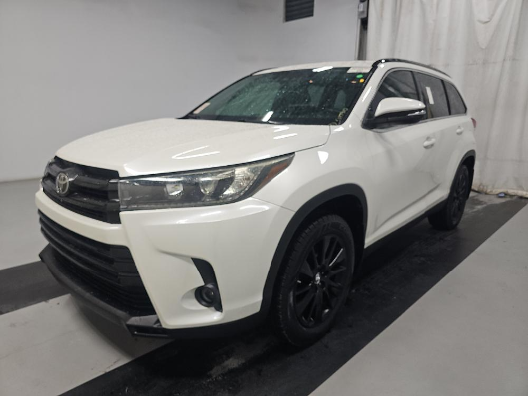 White (Blizzard Pearl) 2019 Toyota Highlander SUV / Crossover All-Wheel Drive 8-Speed Automatic
