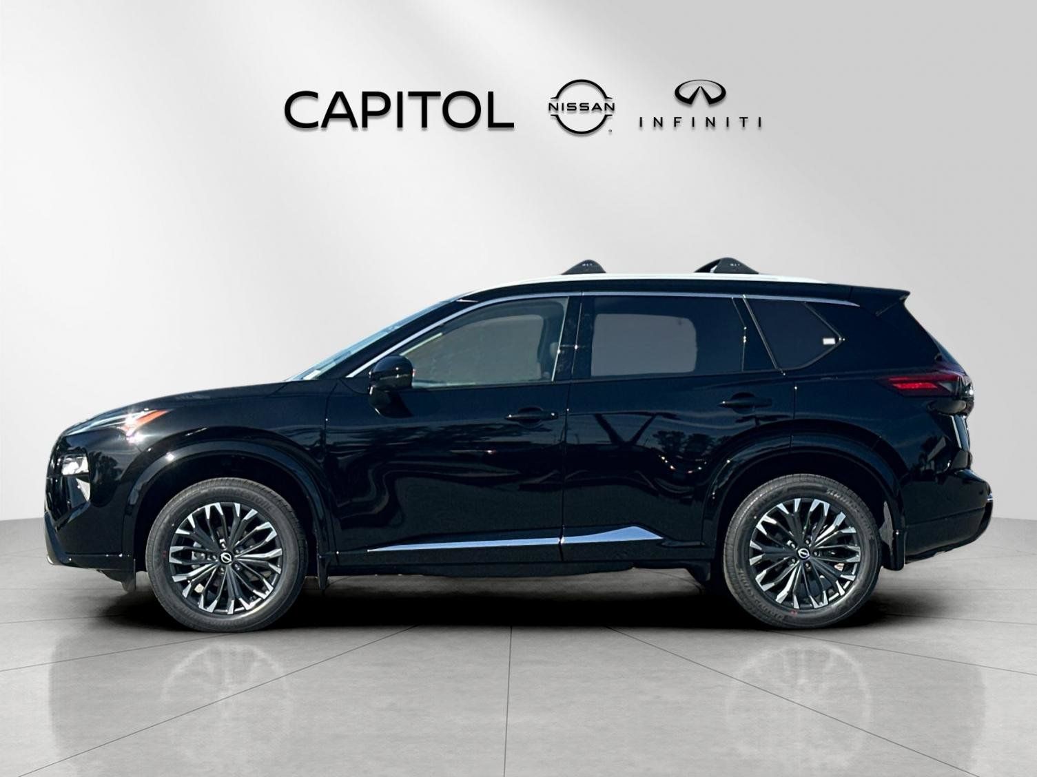 View vehicle photo 2