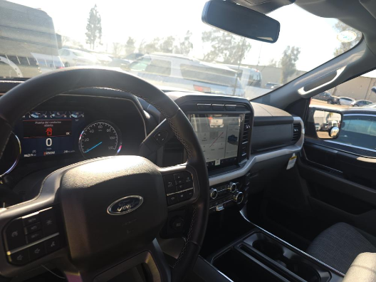 Used 2023 Gray Ford XLT image 11