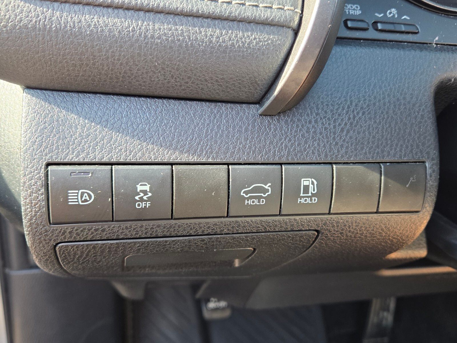 Used 2022 Silver Toyota SE Nightshade image 27