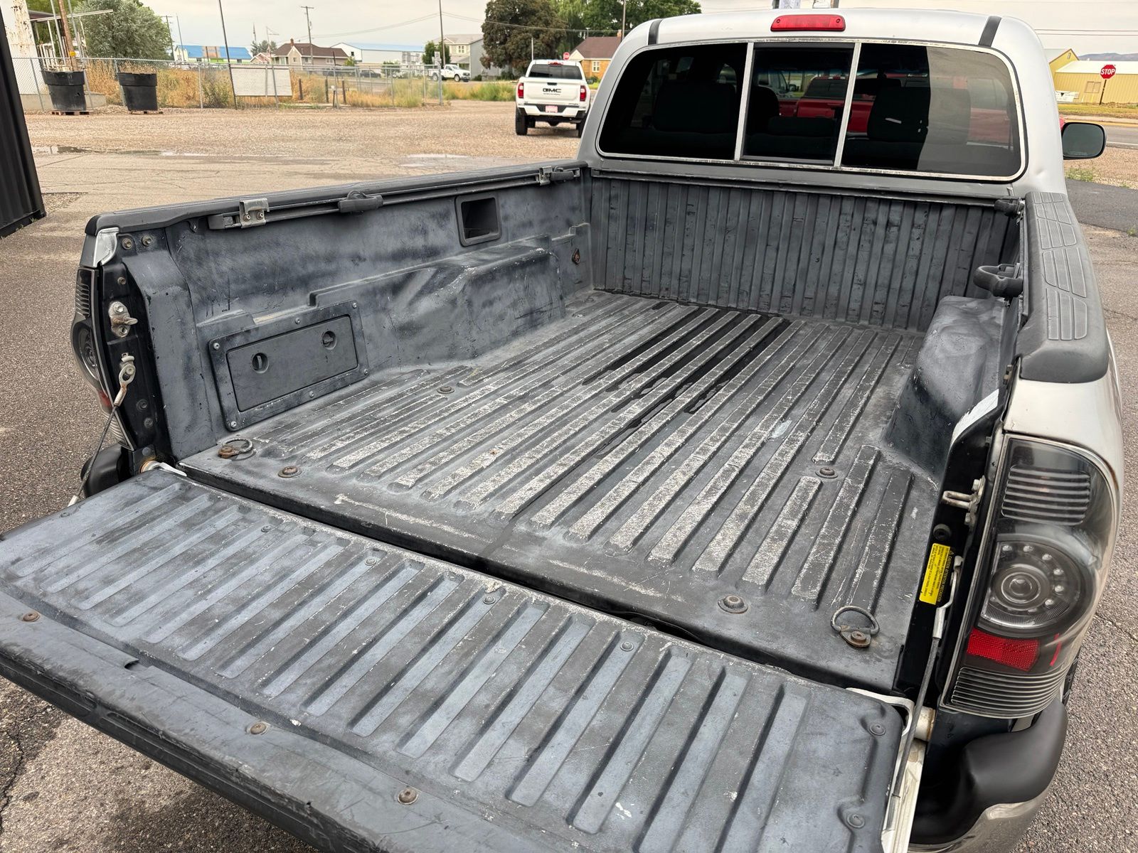 Used 2010 Toyota Tacoma Truck