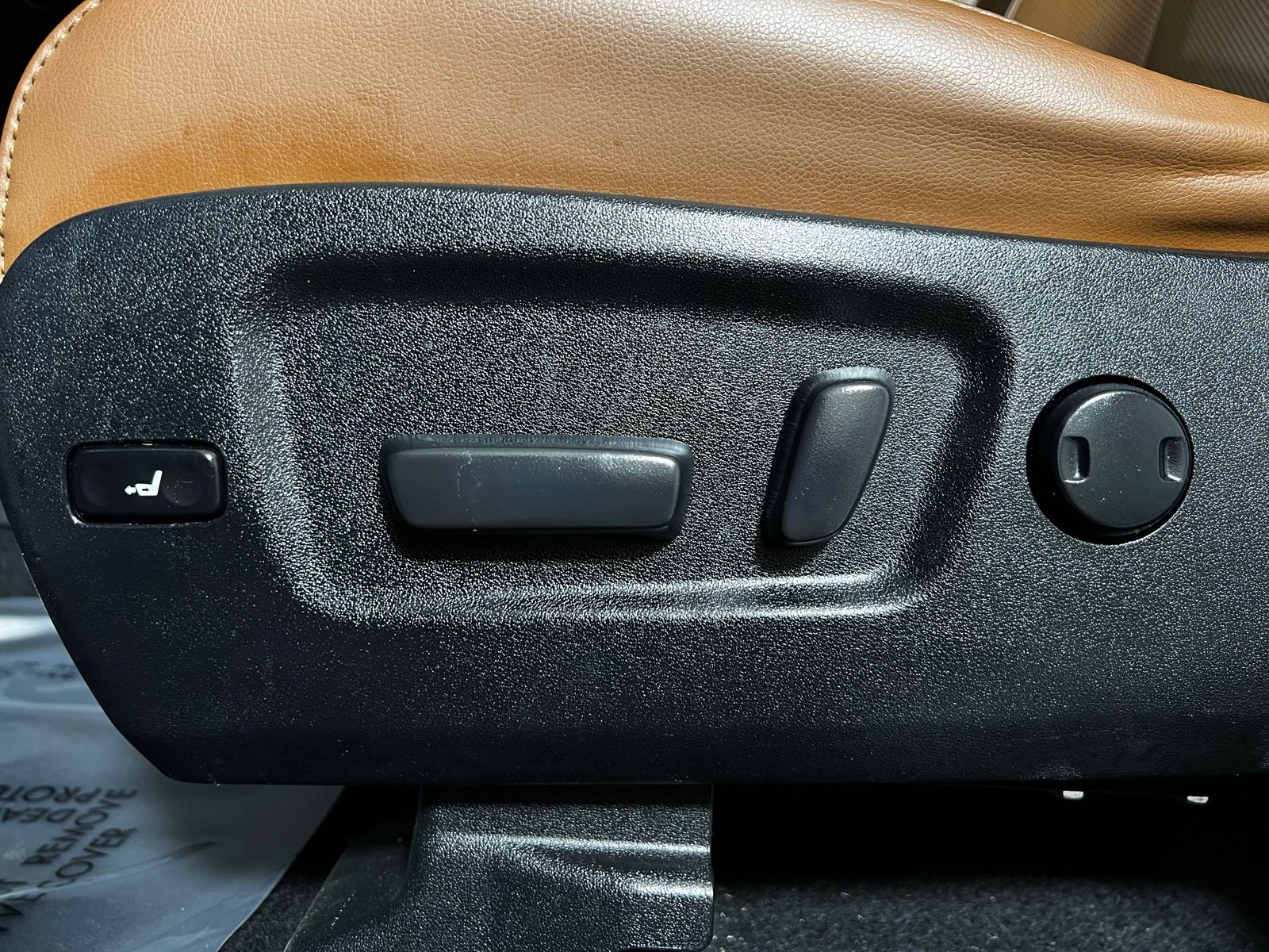 Thumbnail: 2018 Toyota Highlander - 14