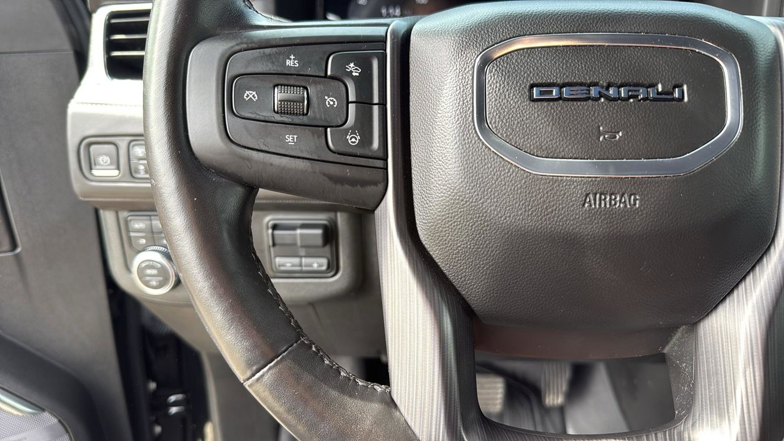 Used Car 2023 Gmc Yukon Xl  Denali Ultimate For Sale Under $70,000 In Austin, Texas