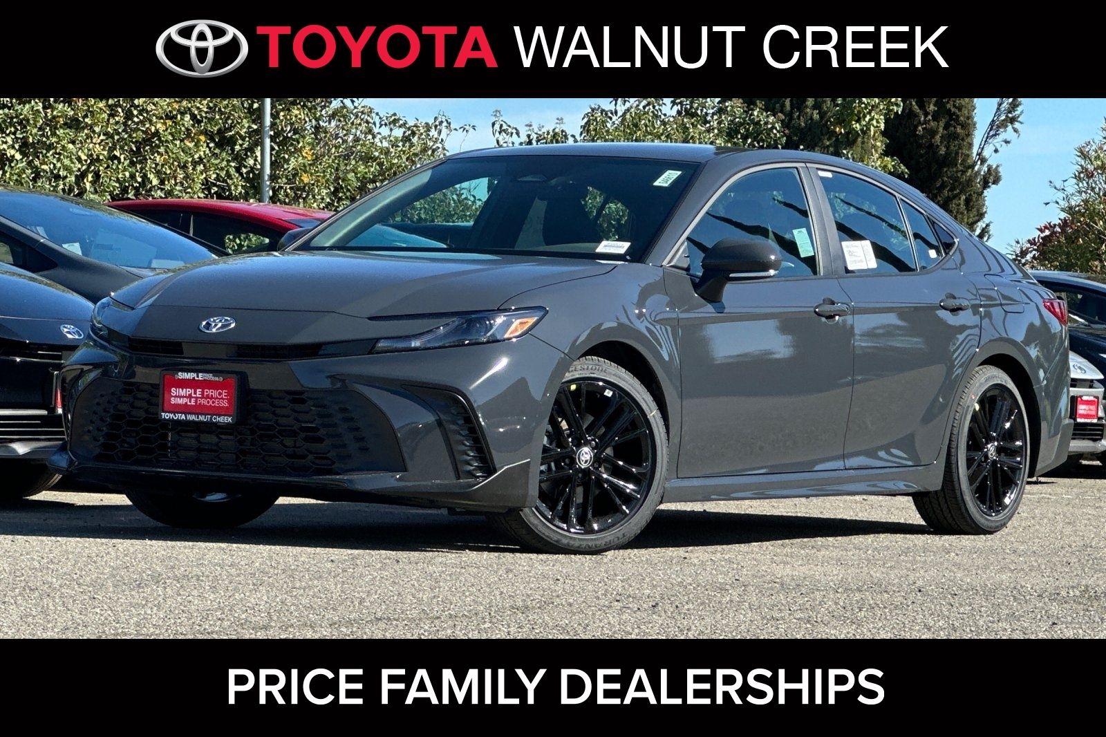 2026 Toyota Camry SE FWD