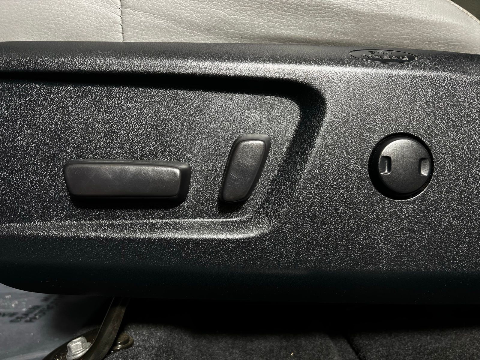 Thumbnail: 2019 Toyota Tundra - 14