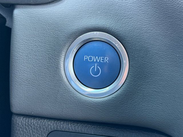 Used 2023 Pearl Toyota Platinum image 32