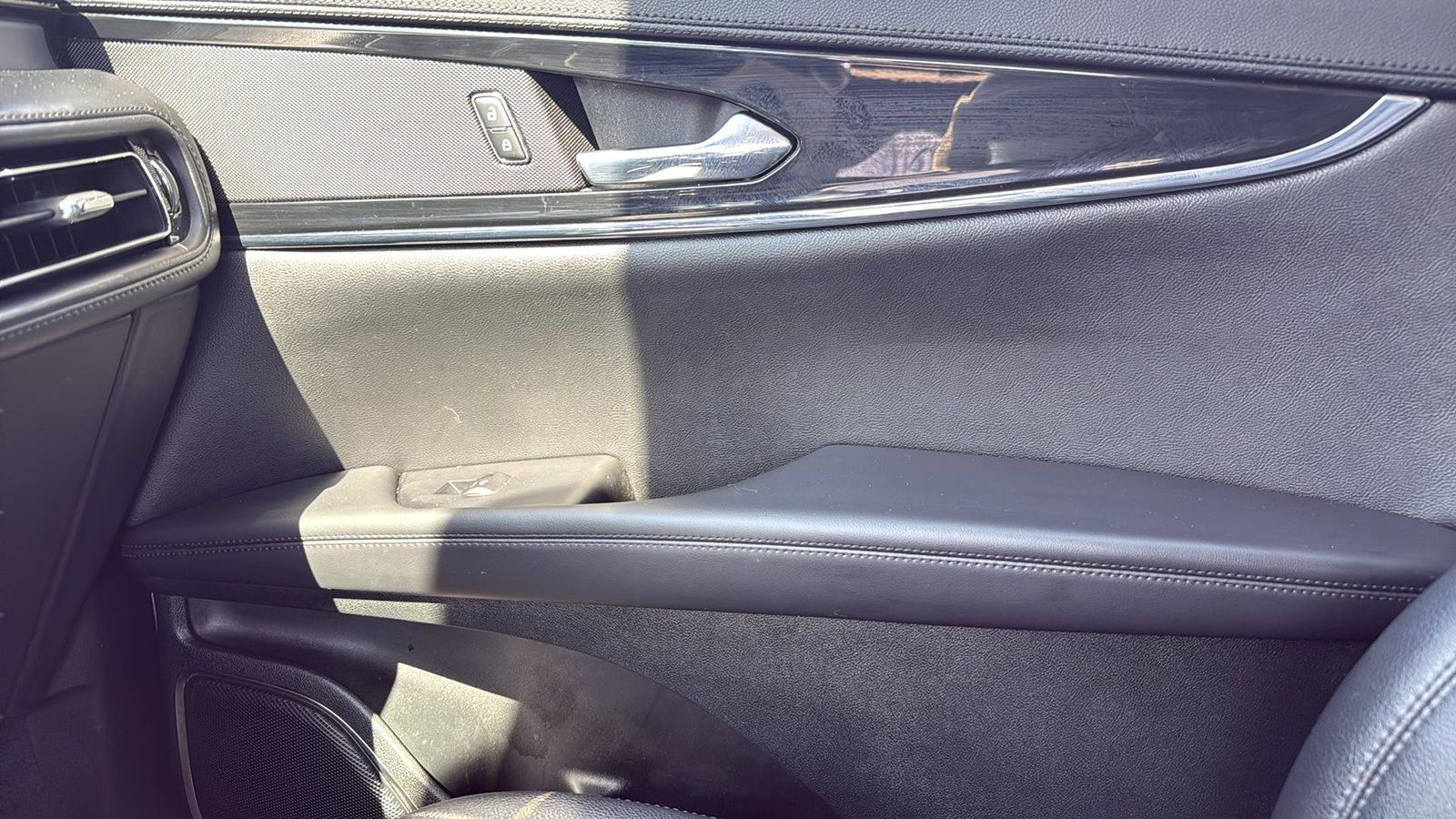 Used Car 2023 Lincoln Nautilus  Standard For Sale Under $30,000 In Austin, Texas