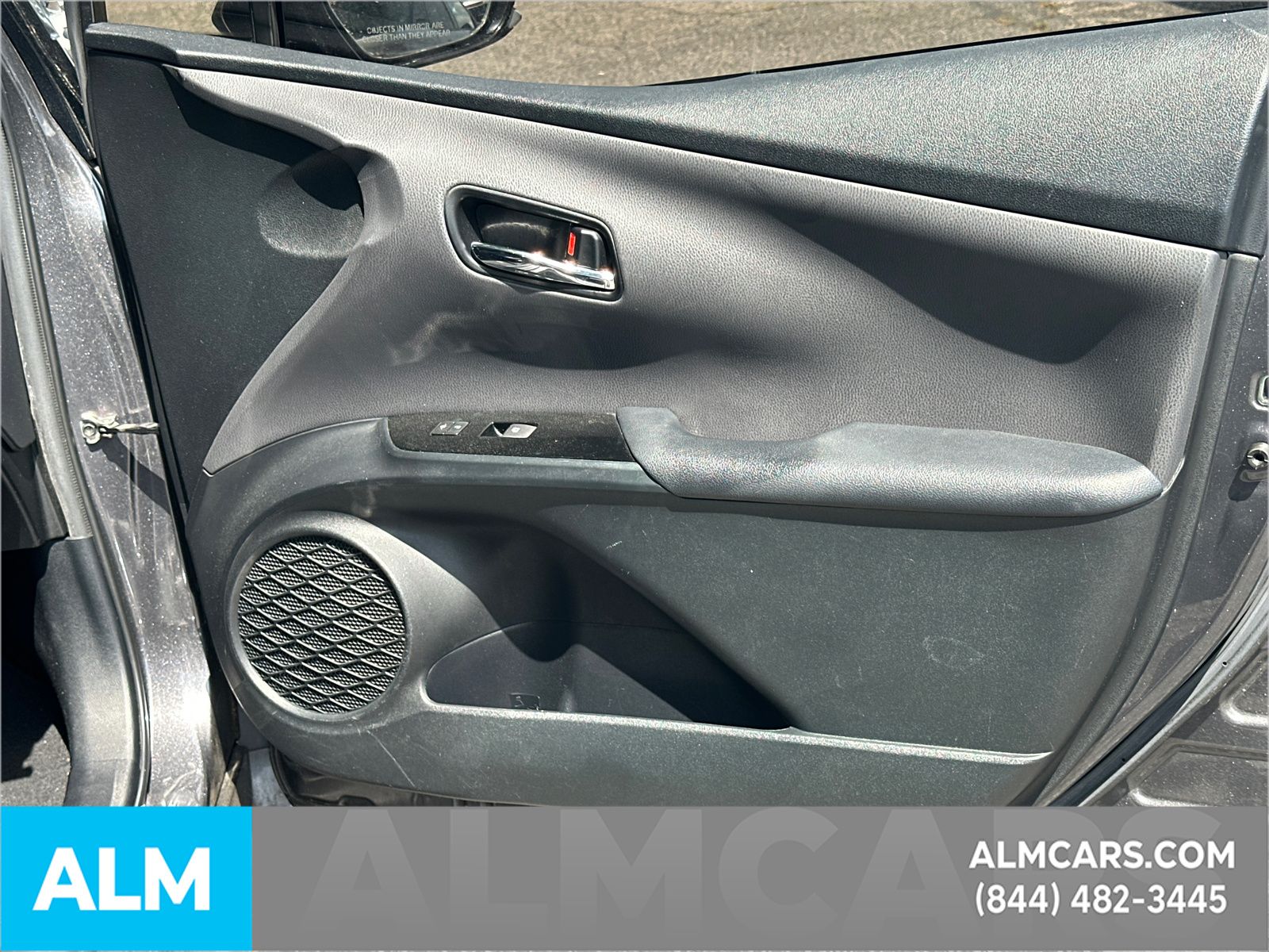Used 2018 Gray Toyota Two image 16
