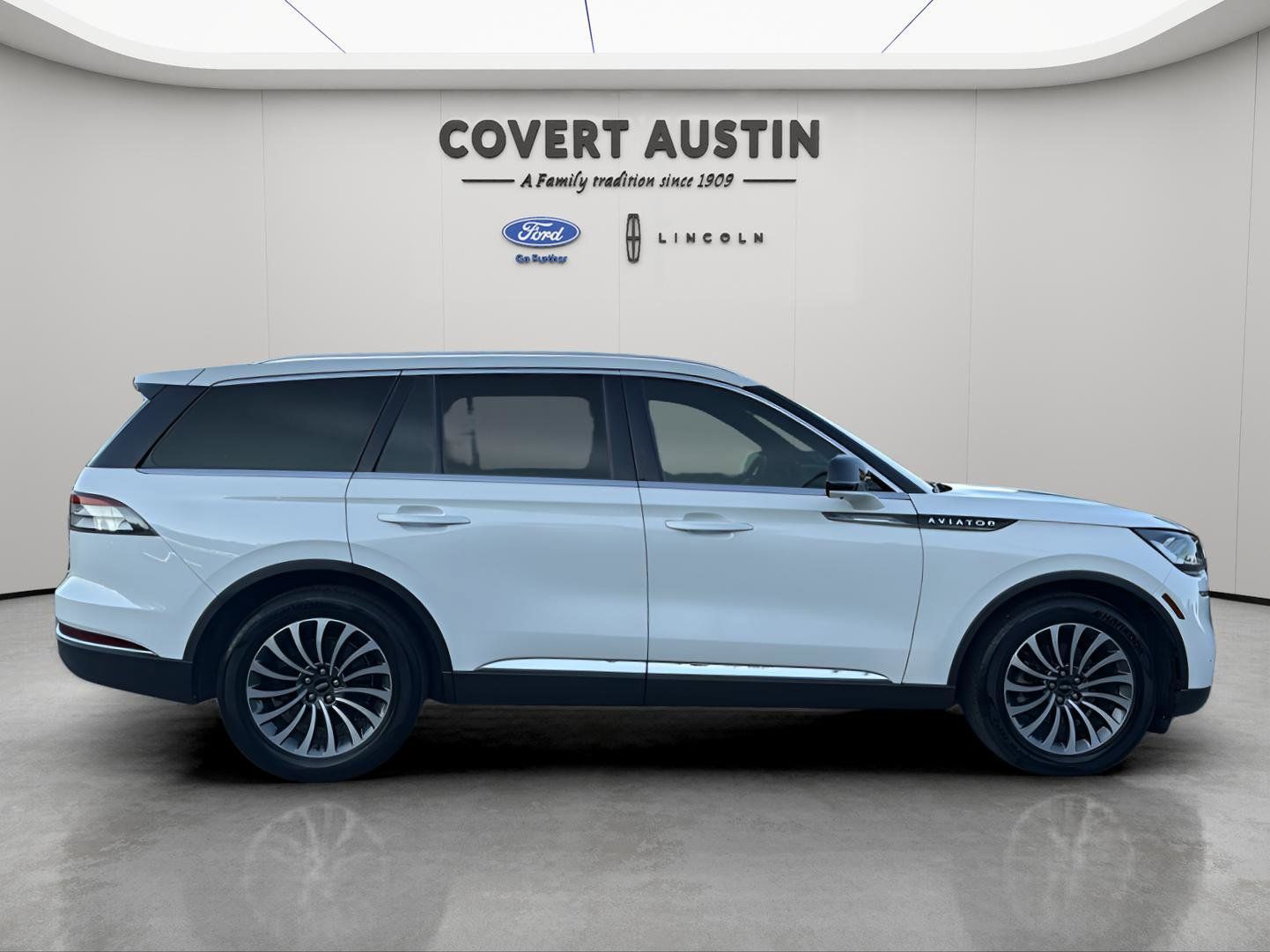 Used Car 2022 Lincoln Aviator  Reserve For Sale Under $40,000 In Austin, Texas