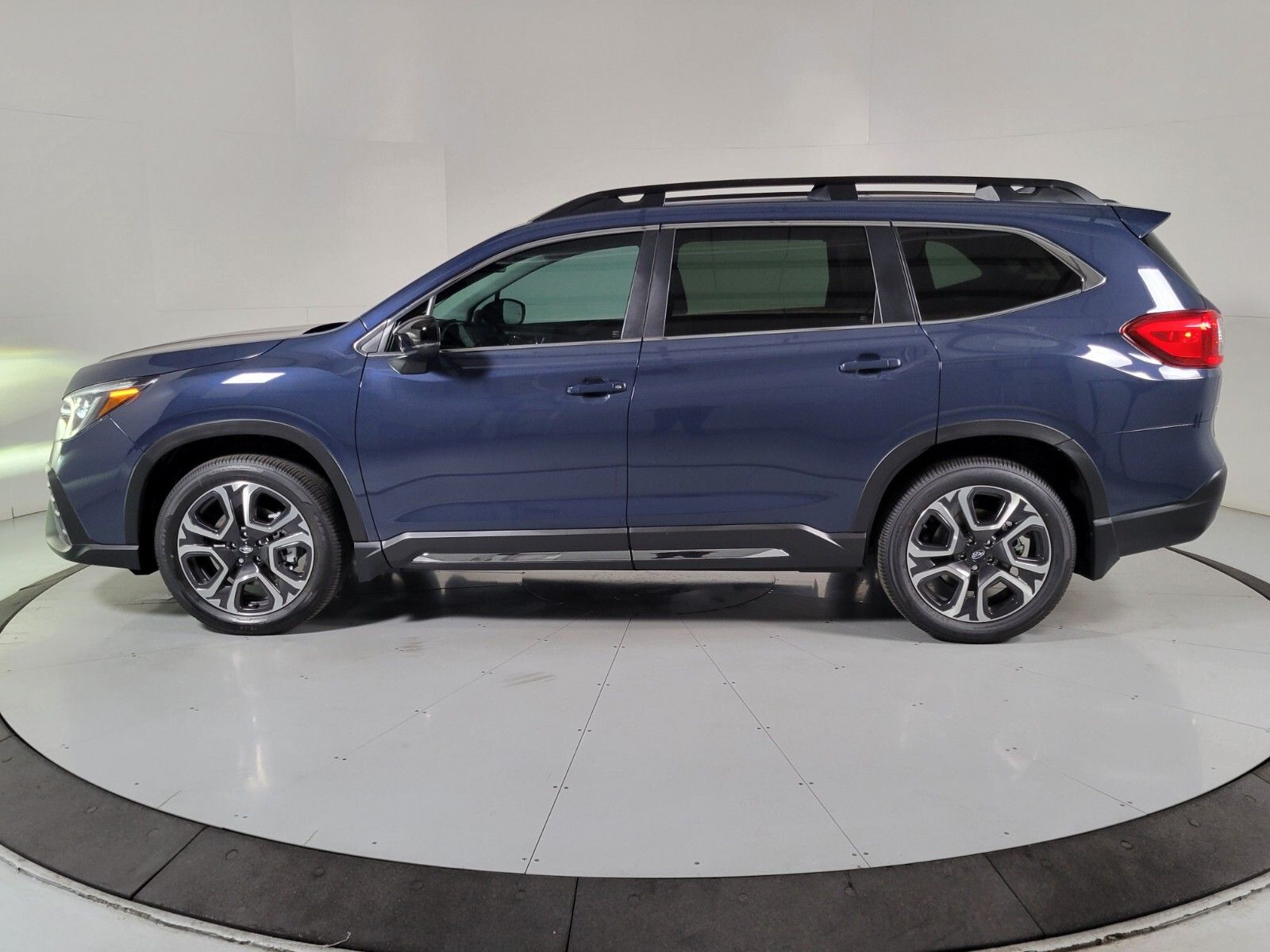 2024 Subaru Ascent Limited 7