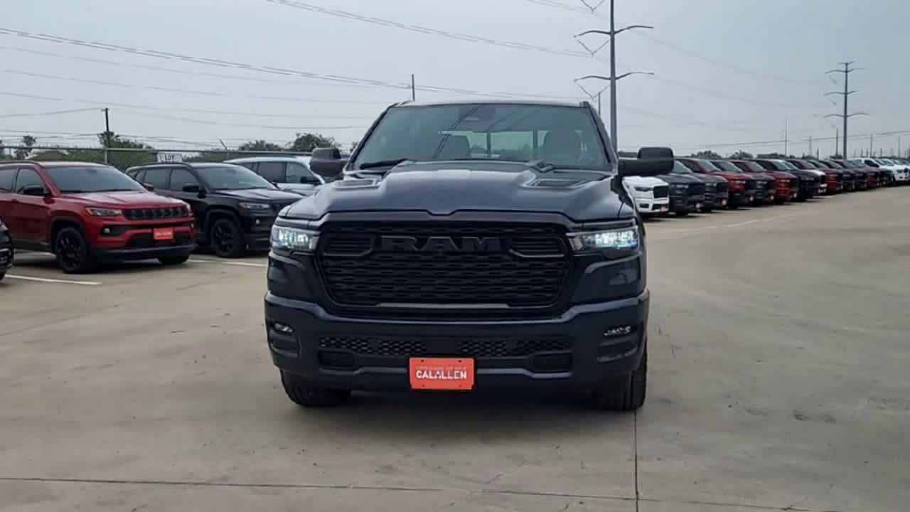 View vehicle photo 3