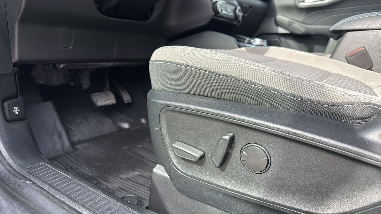 Used Car 2021 Ford Escape  Se For Sale Under $20,000 In Austin, Texas