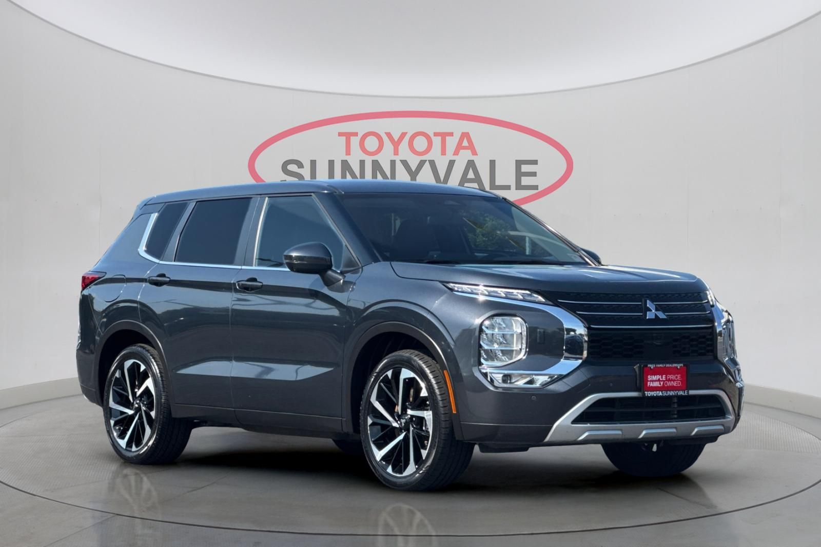 Used 2024 Mitsubishi Outlander SUV