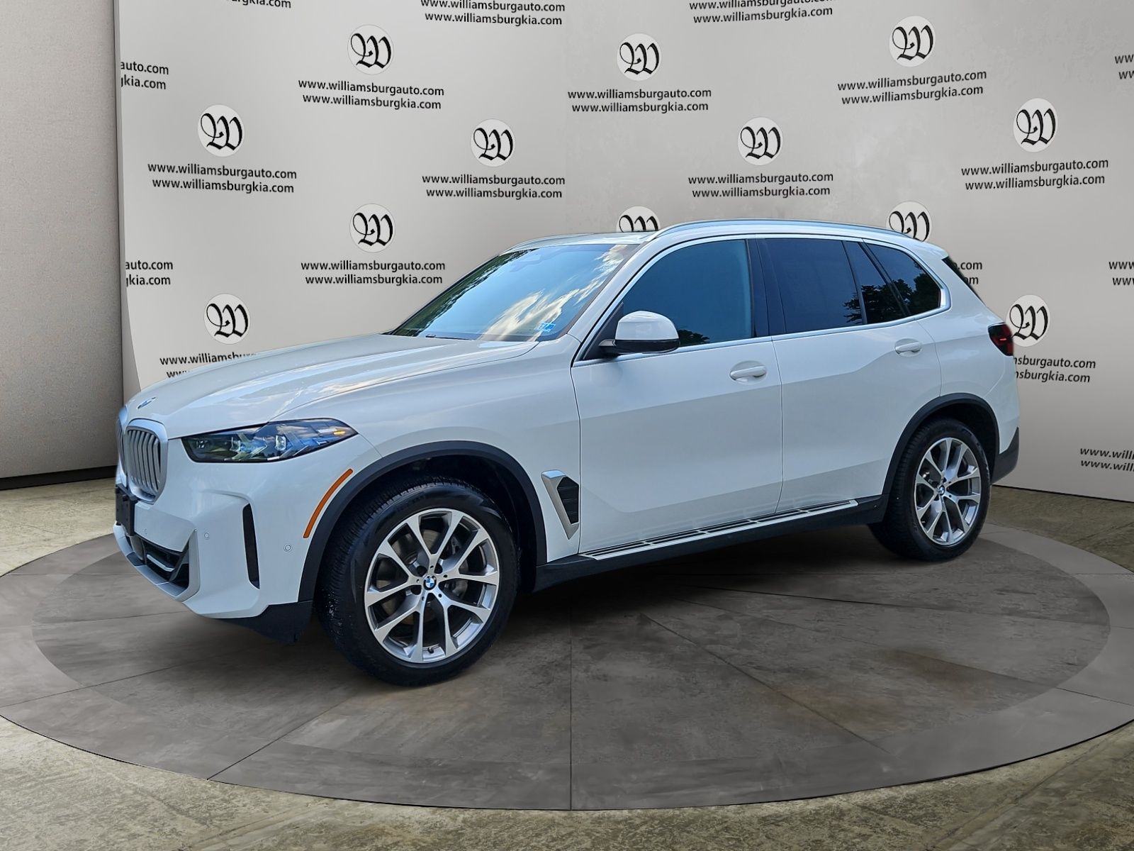 Alpine White 2026 BMW X5 SUV / Crossover All-Wheel Drive 8-Speed Automatic