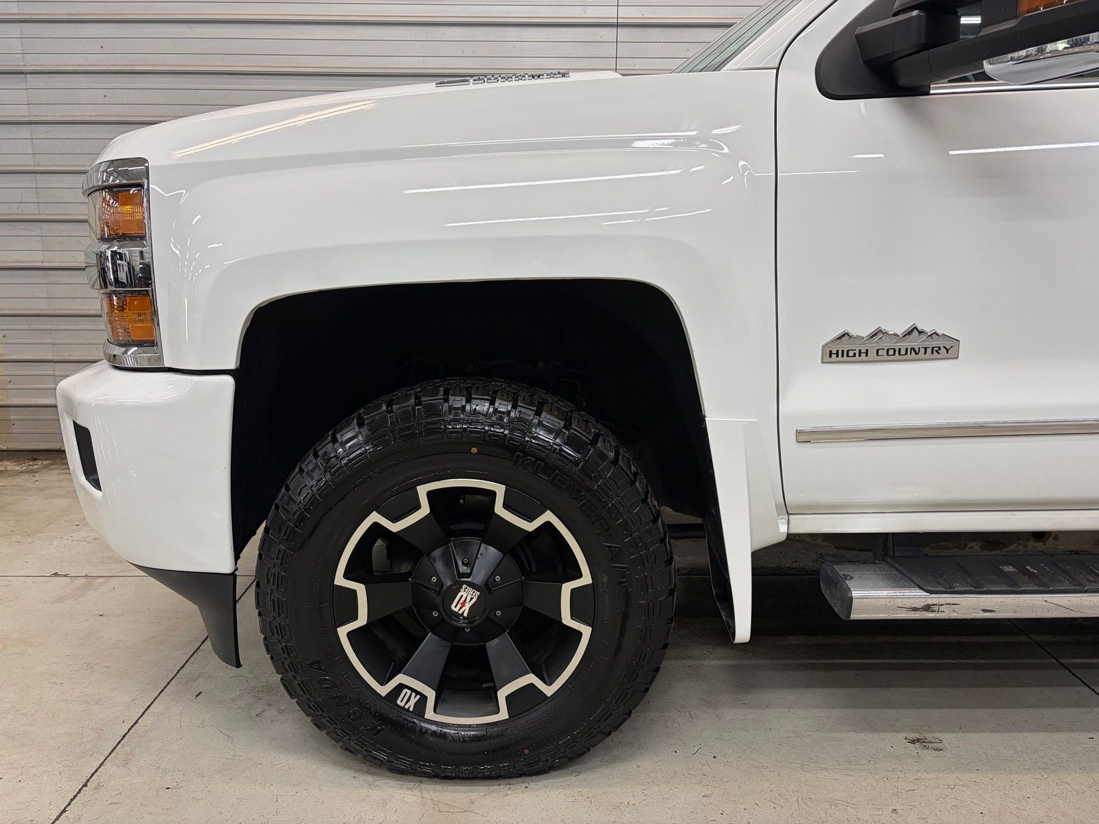 2015 Chevrolet Silverado 3500HD High Country - Image 4